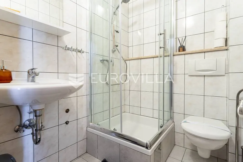 trogir, prekrasan hotel 2.408,84 m² sa pogledom na more - slika 30