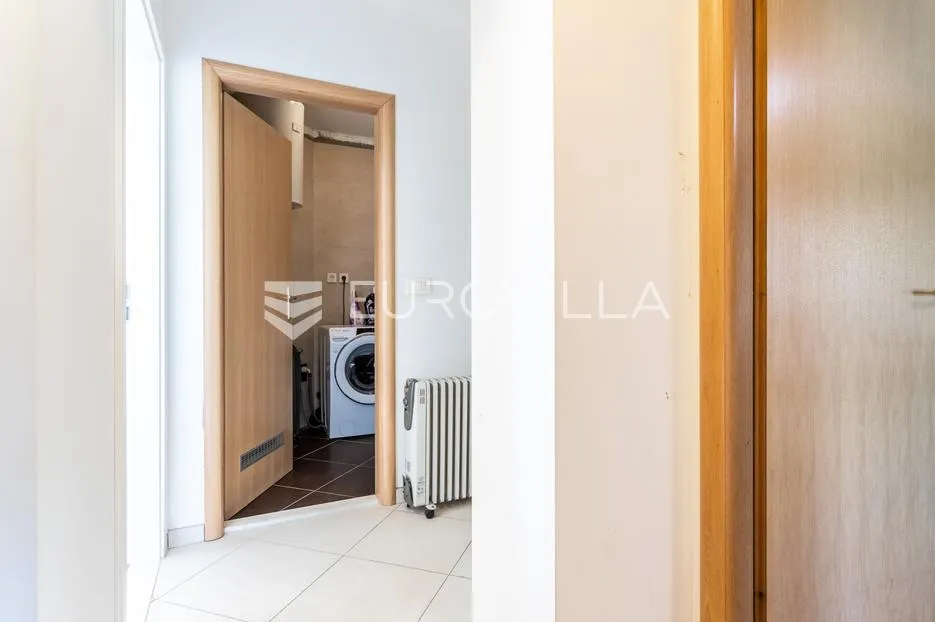 podstrana, dvosoban stan s panoramskim pogledom na more - slika 9