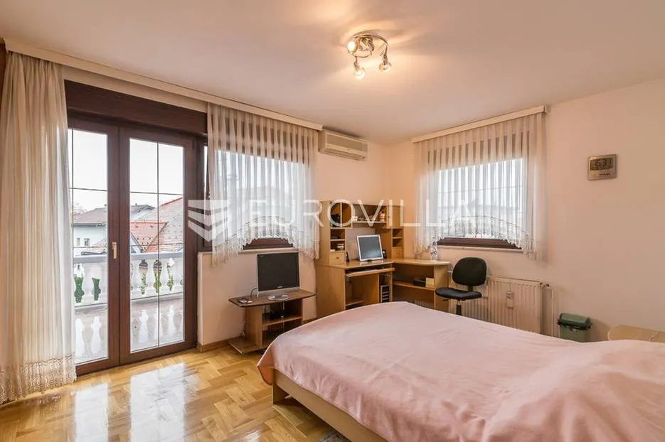 zagreb, maksimir, prekrasna obiteljska kuća na zemljištu 1450 m² - slika 14