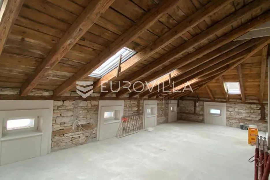 pula, veliki uredski prostor na dvije etaže 300 m2 - slika 9
