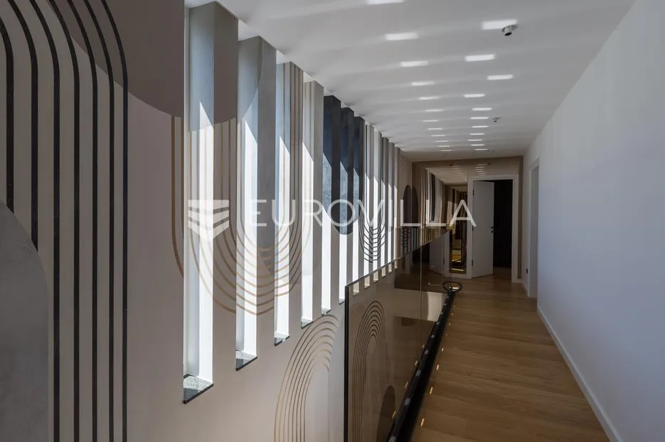 istra, rovinjsko selo, moderna novogradnja 222m2 s bazenom - slika 21