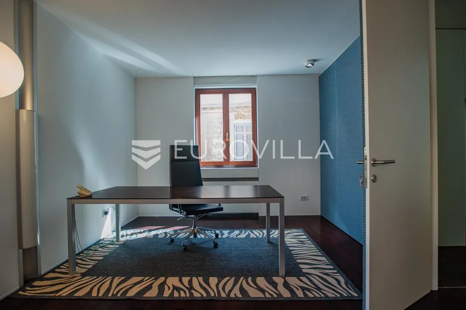 istra, rovinj, prostran poslovni 171 m2 prostor u centru grada - slika 19