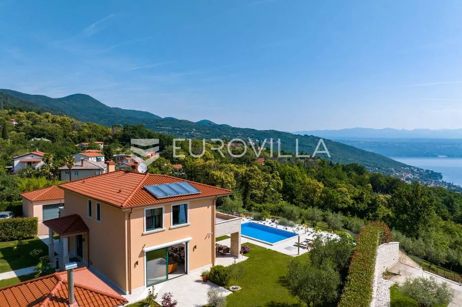 lovran, opatija, vila s bazenom, okućnicom, jedinstvena lokacija - slika 1