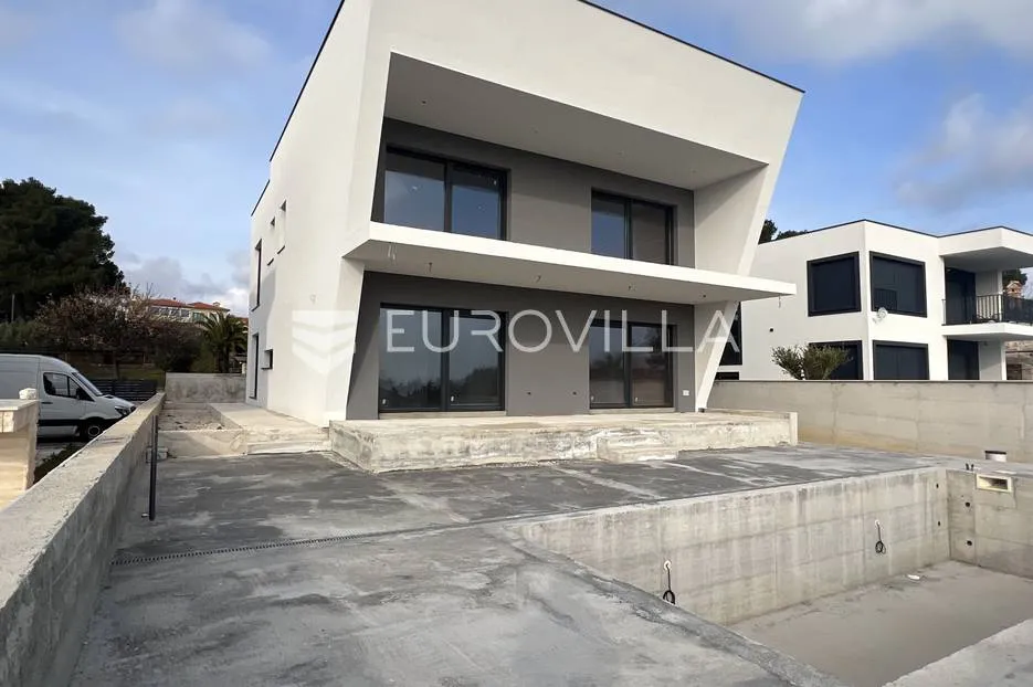 istra, medulin kuća s bazenom nedovršena, pogled na more - slika 4