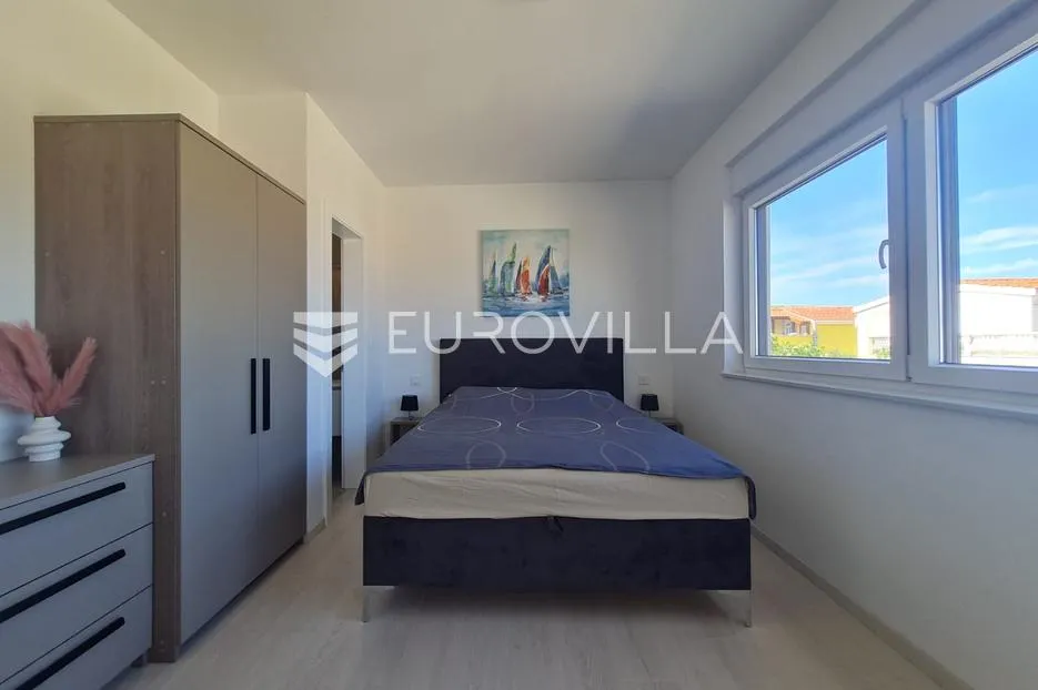 vir, atraktivan dvoetažni apartman s 3 spavaće sobe i pogledom na more - slika 37