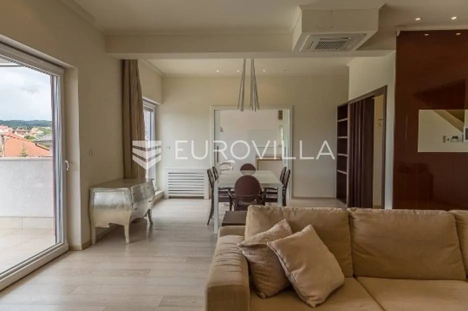 šestine luksuzno uređen penthouse za najam - slika 4