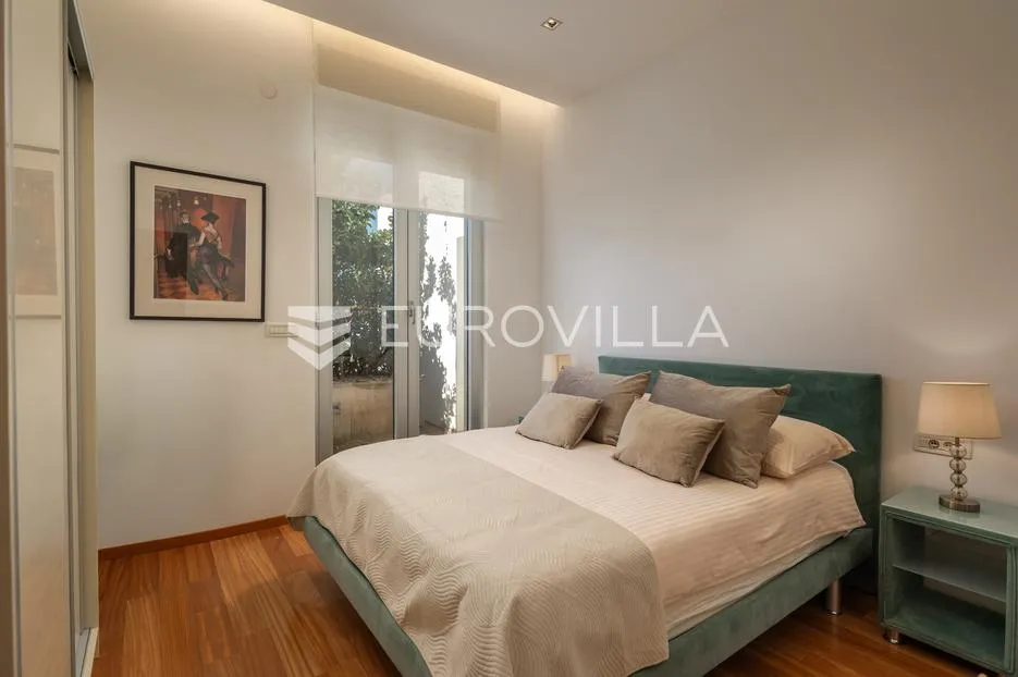dubrovnik, penthouse s vanjskim bazenom na iznimnoj lokaciji - slika 11