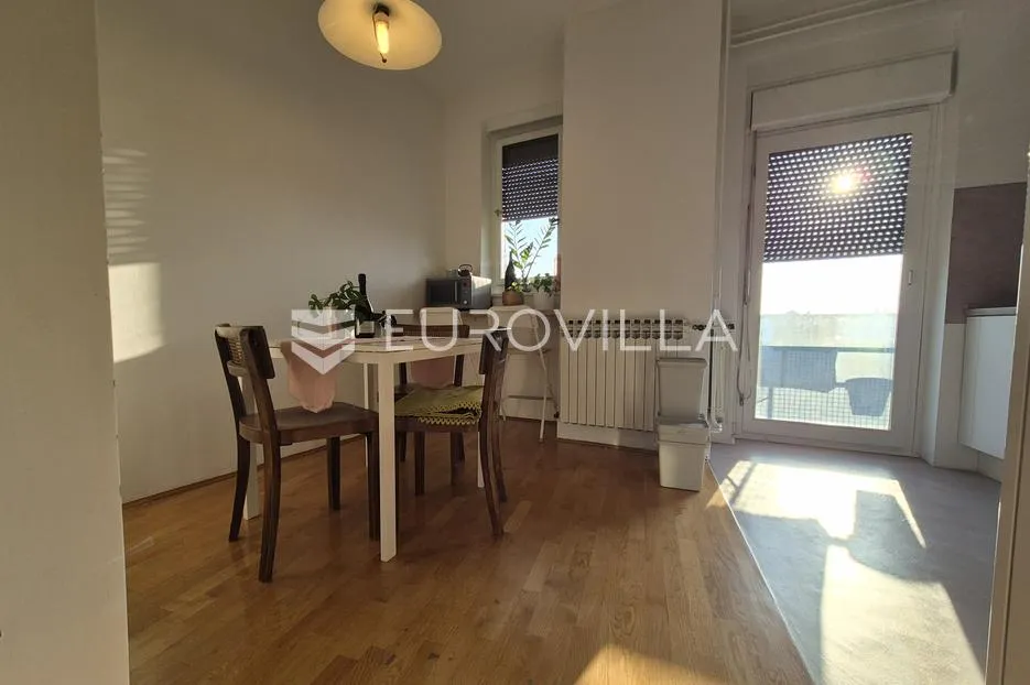 zagreb, kvatrić, trosoban stan 124 m² - slika 7