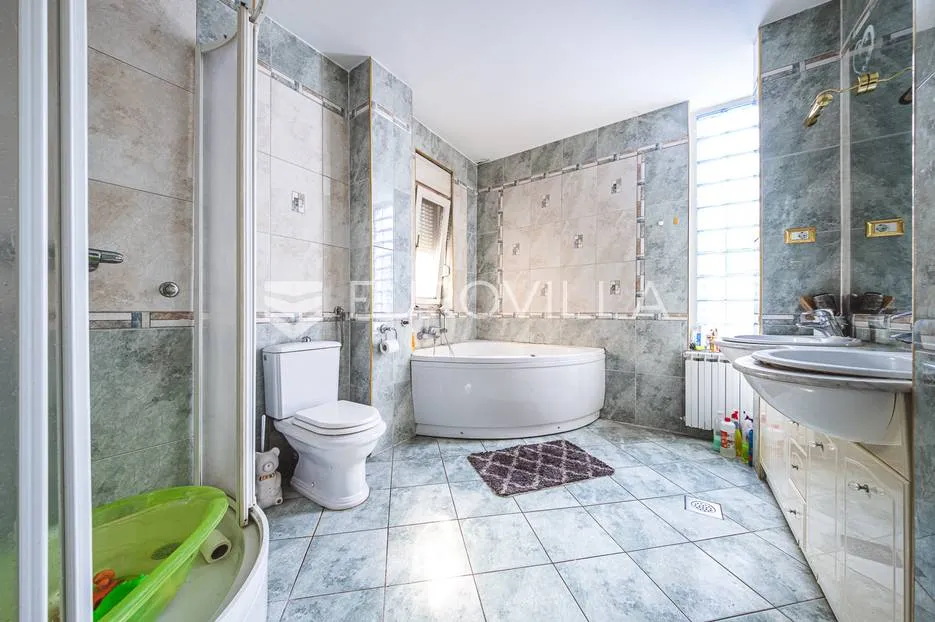 zagreb, maksimir, stambeno-poslovni objekt 618,26 m2 na odličnoj lokaciji - slika 9