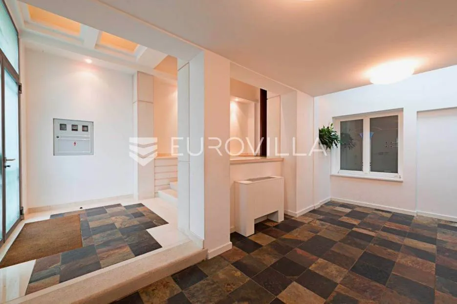 tuškanac luksuzna obiteljska vila 600 m² - slika 5