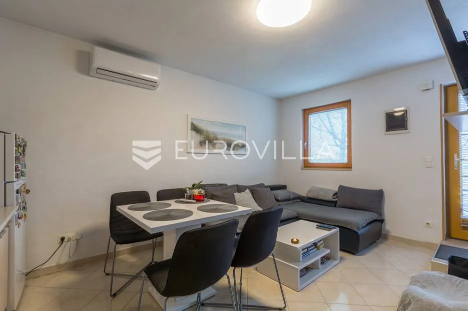 istra, rovinj, predivna kuća od 75 m² u centru grada s pogledom na more - slika 3