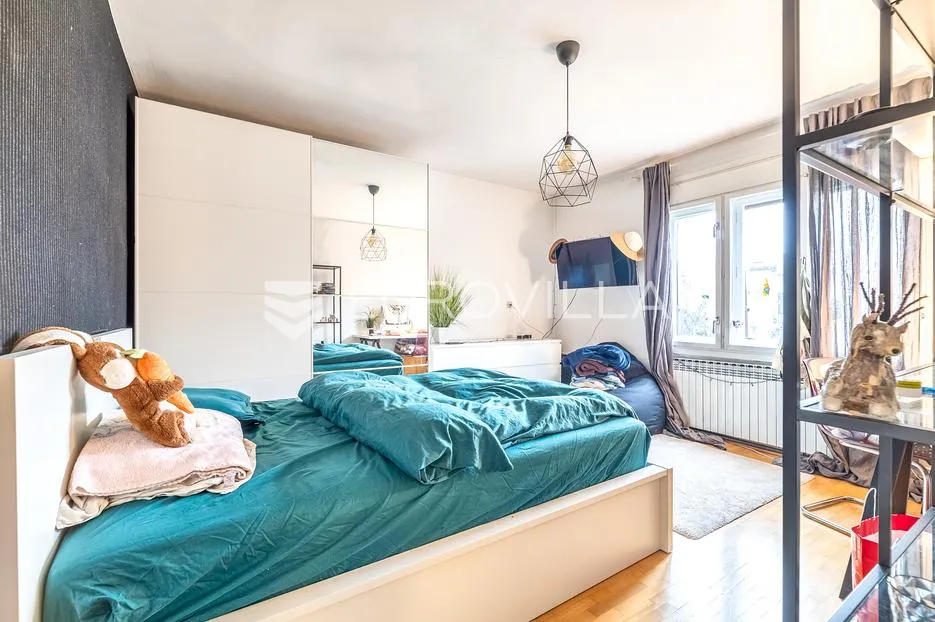 zagreb, lašćina, kuća na tri etaže s dvorištem, vrtom i garažom, 307 m² - slika 7