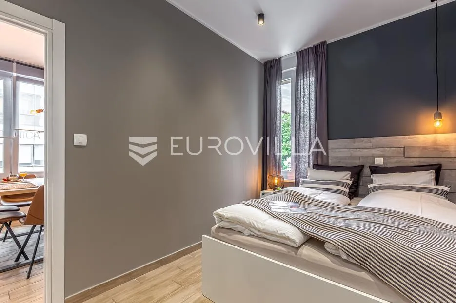 rijeka, centar, novouređen luksuzan stan nkp 98 m2 s tri apartmana - slika 5