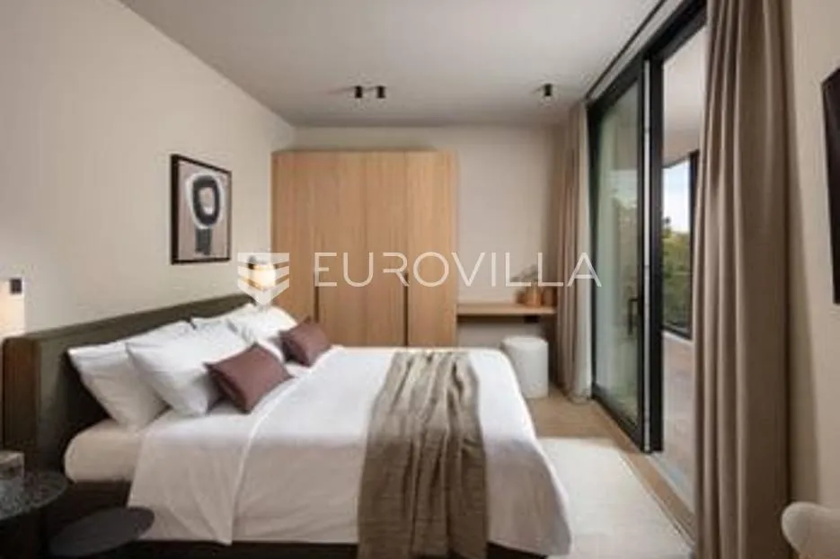 brseč, luksuzna vila od 280 m² s bazenom i panoramskim pogledom na more - slika 14