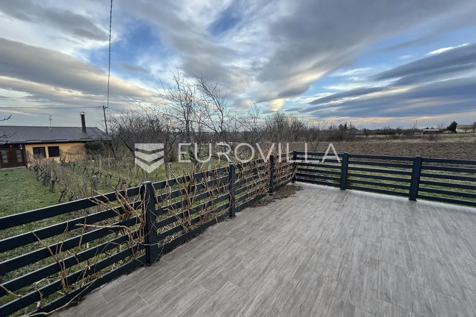 mandićevac, prekrasna vikendica 115 m² sa vinogradom i voćnjakom - slika 9