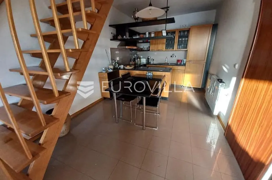 šibenik, varoš, dvosoban stan s prostranom krovnom terasom - slika 19