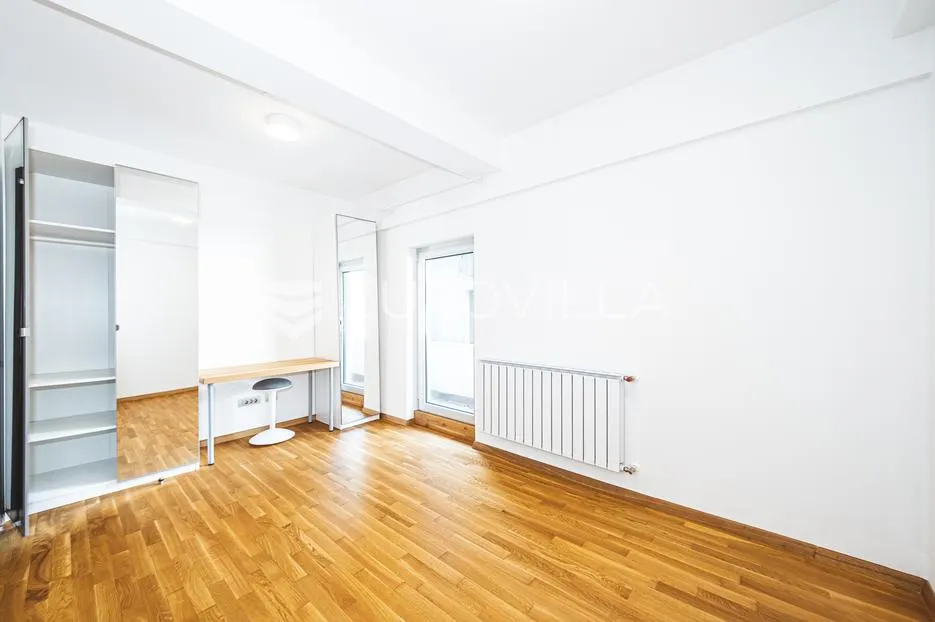 zagreb, jelenovac, prostoran luksuzan četverosoban stan s balkonom i vrtom, te dvije garaže, 202 m² - slika 15