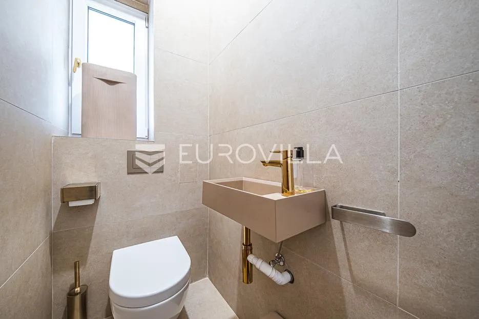 zagreb, maksimir, stambeno, poslovna zgrada 602 m², pomoćni objekt 43 m² - slika 4