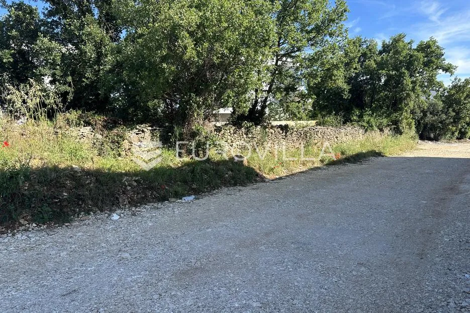 medulin, građevinsko zemljište 960 m2 - odlična lokacija, 600 m od mora - slika 5
