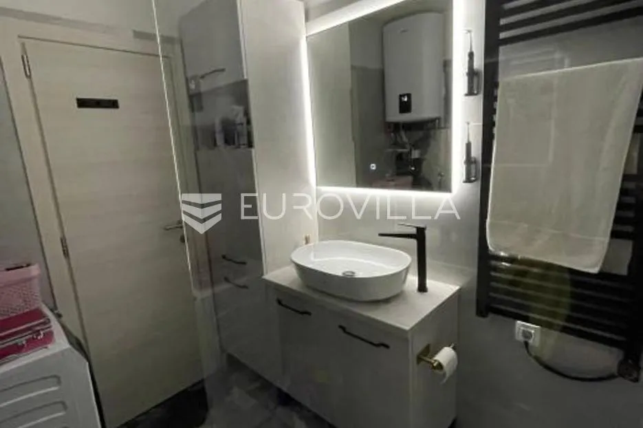 rijeka, gornja vežica, 51 m² moderno uređen, balkon - slika 8