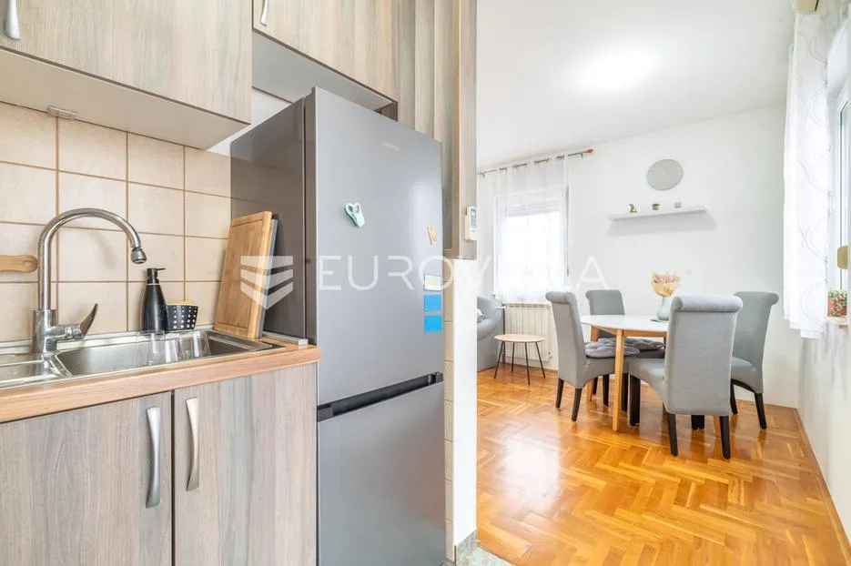 zagreb, kajzerica prekrasan dvosoban stan 42 m² - slika 4