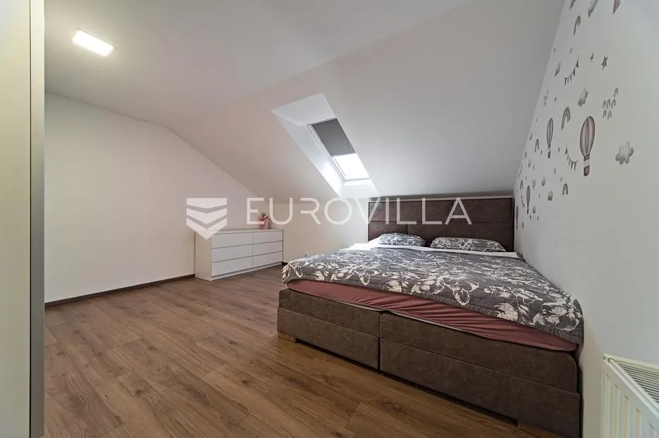 čepin, na prodaju prostrana kuća od 488 m² s tri stambene cjeline - slika 14