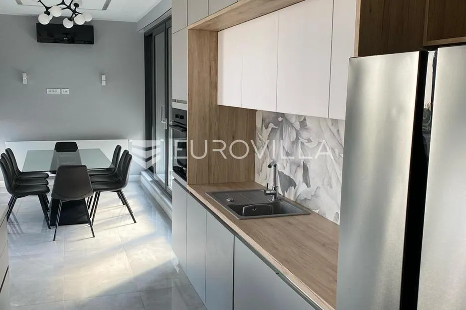 zagreb, sveti duh, prekrasan četverosoban stan neto korisne površine 135 m² - slika 8