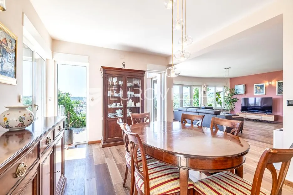 zagreb, vrhovec, atraktivna vila s vrtom i parkingom, 530 m² - slika 13