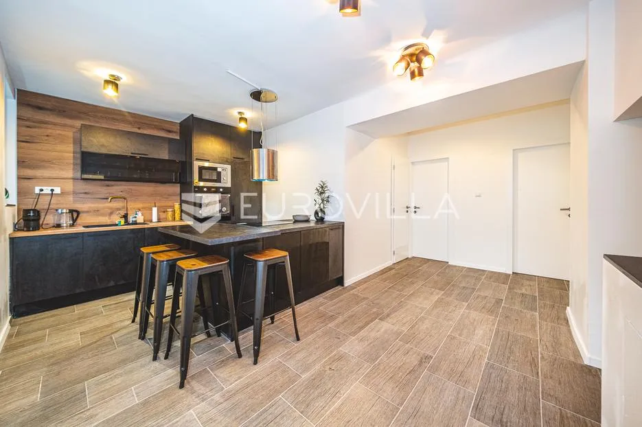 zagreb, donji grad, moderan trosoban stan 68 m² - slika 4