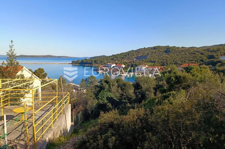 Dugi otok, Zaglav, građevinsko zemljište 400 m² na odličnoj lokaciji 100m od mora - Zaglav, Sali