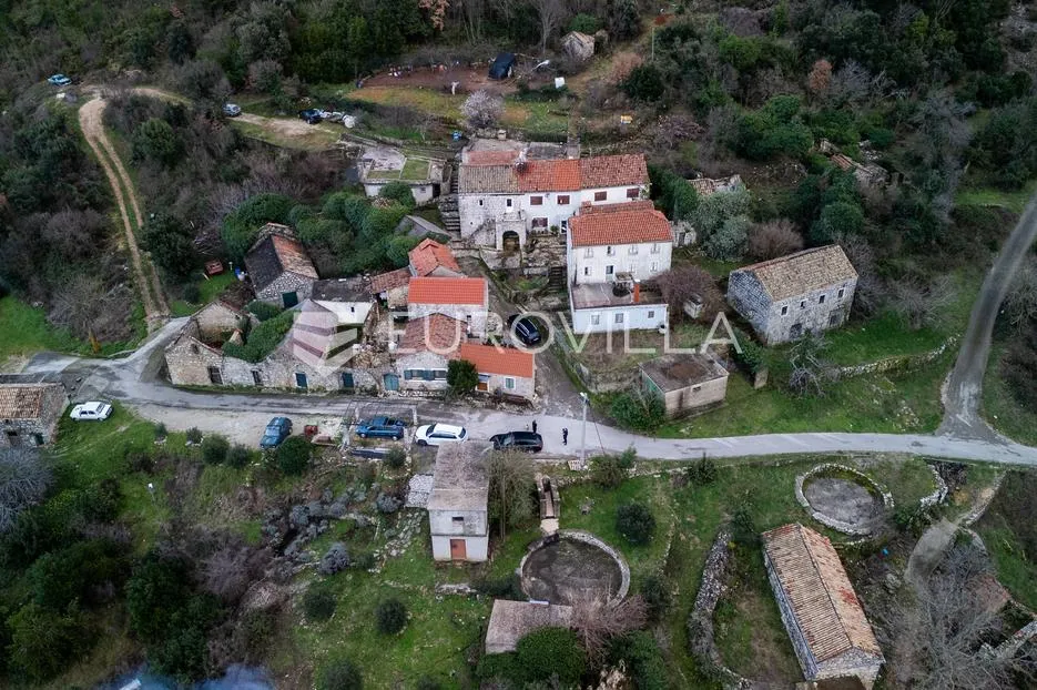 pelješac, putnikovići, obiteljska kuća za obnovu - slika 12