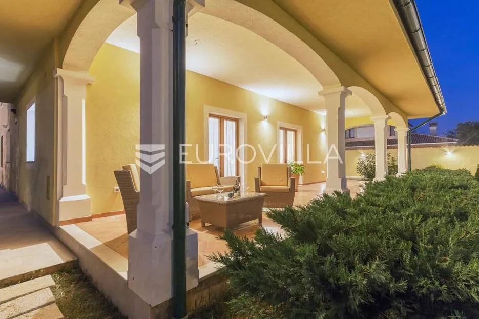 vodnjan, villa na mirnoj lokaciji s bazenom i vrtom - slika 34