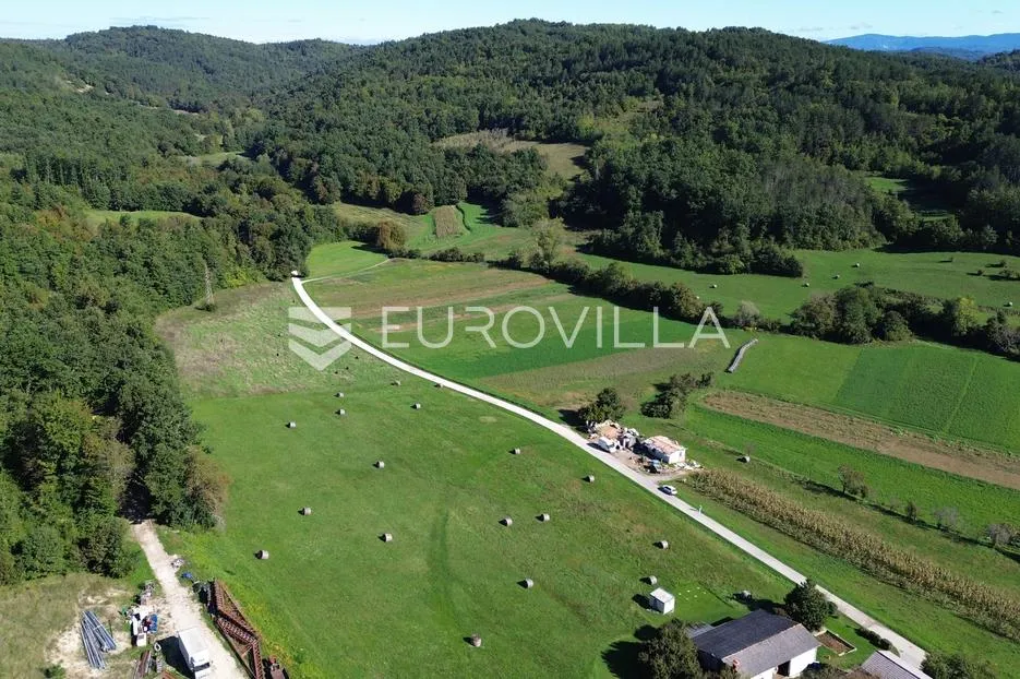 pazin, rijavac, jedinstveno građevinsko zemljište okruženo prirodom - slika 23