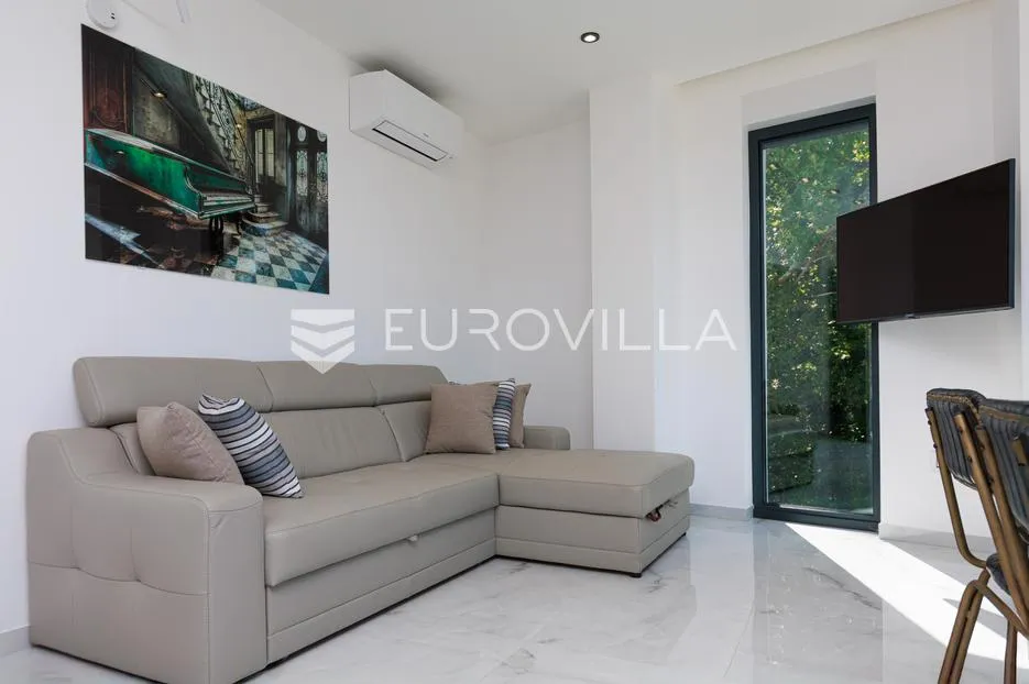 rijeka, kostrena, paveki villa s 2 stana, pomoćnim objektom i bazenom 279 m² - slika 33