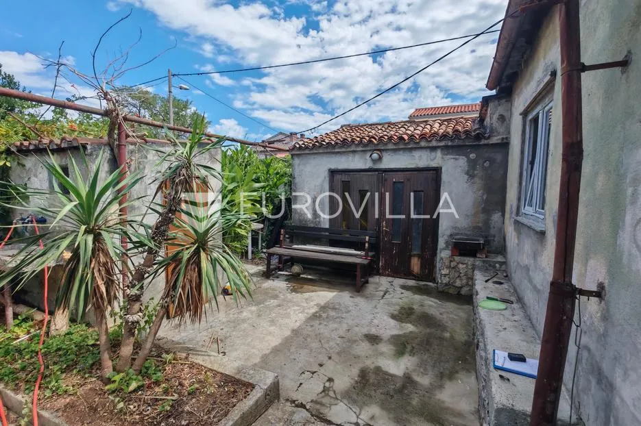 pula, kaštanjer, kuća u nizu 149.24 m², prilika za investitore, top lokacija - slika 8