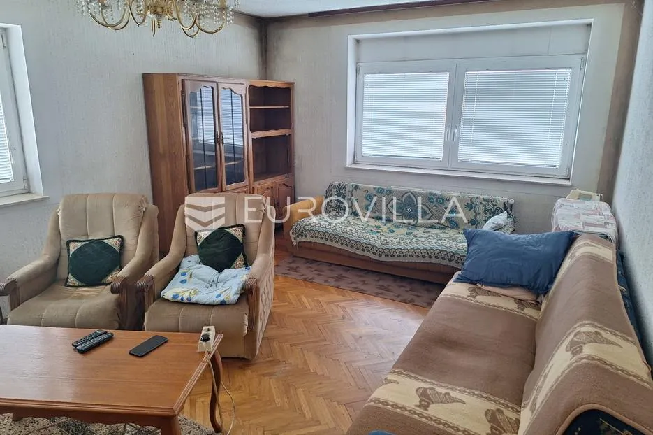 karlovac, rečica, kuća 140 m², gospodarske zgrade 350 m² - slika 1