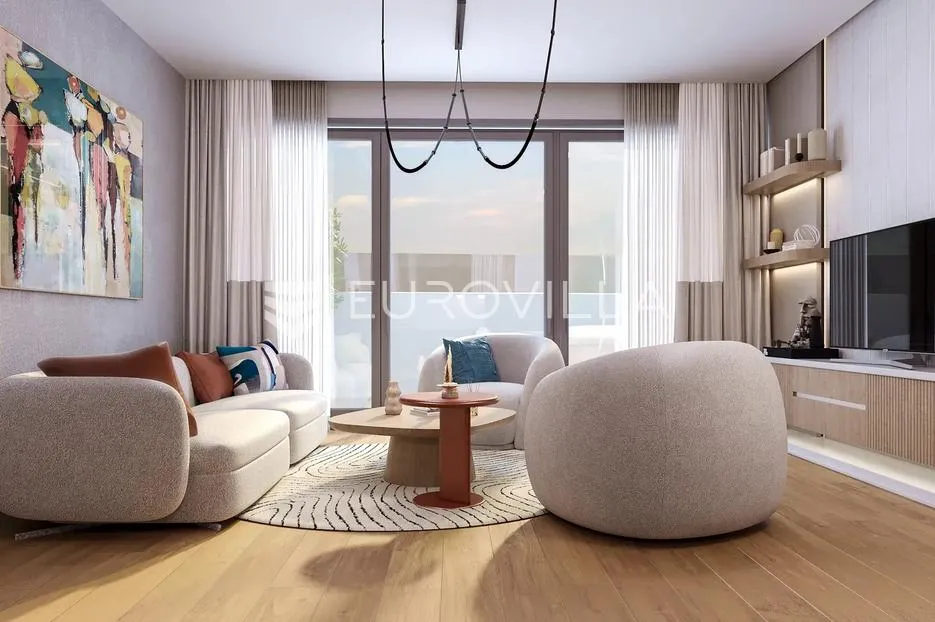 Rijeka, Kantrida, luksuzan trosoban stan NKP 118 m2, novogradnja