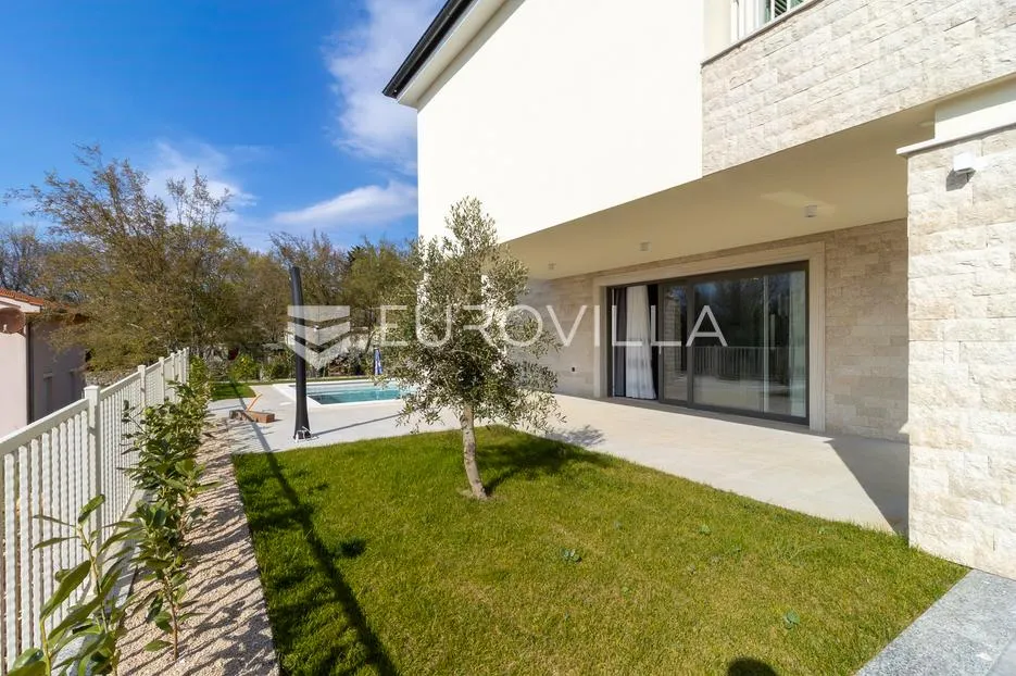 malinska, sveti vid, prekrasna mediteranska vila sa bazenom - slika 6