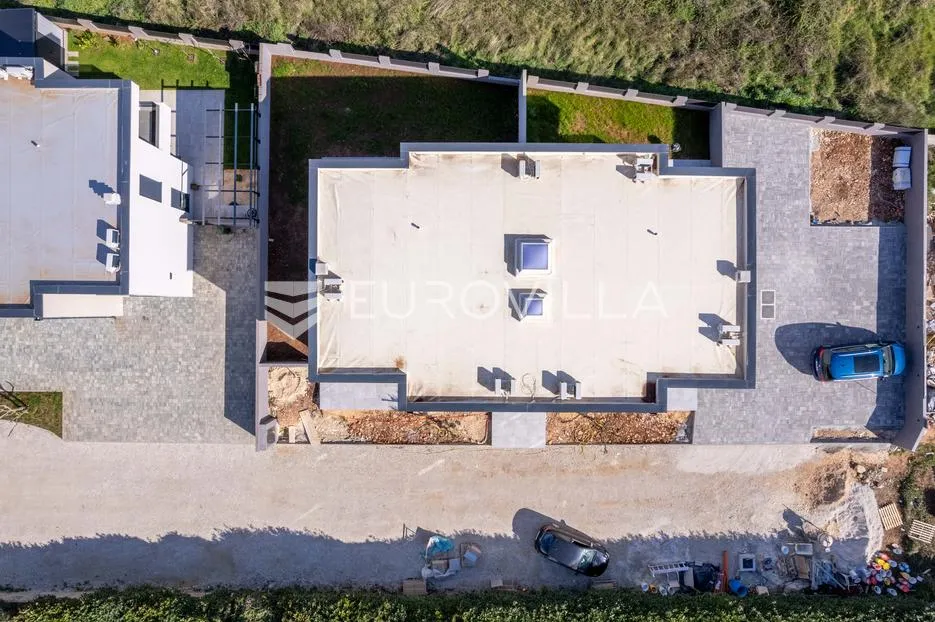 istra, ližnjan, dvosoban stan s vrtom, 300 m od mora - slika 7