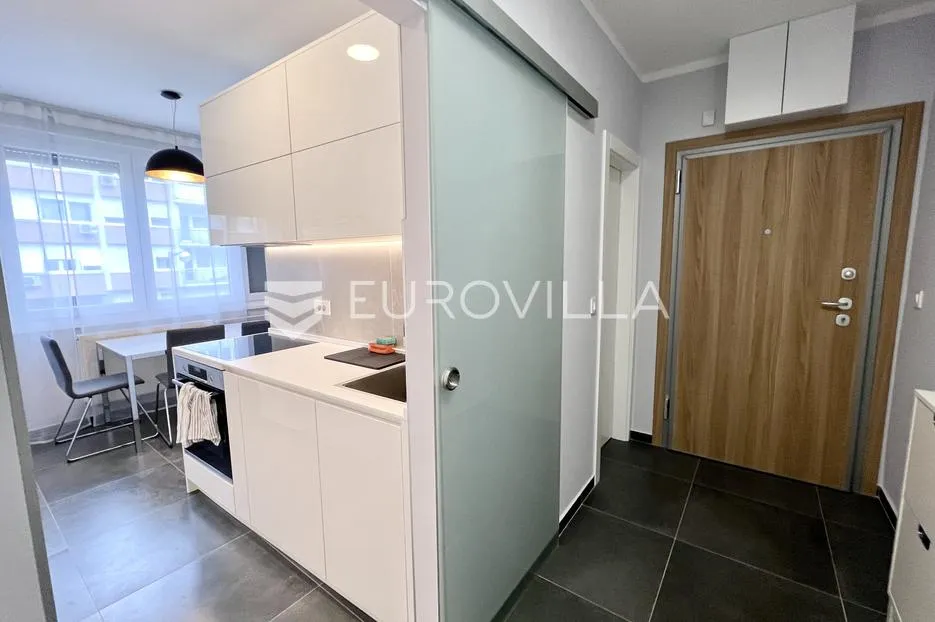 novi zagreb, utrine, elegantan, novoadaptiran dvosoban stan od 57 m² na 1. katu - slika 8
