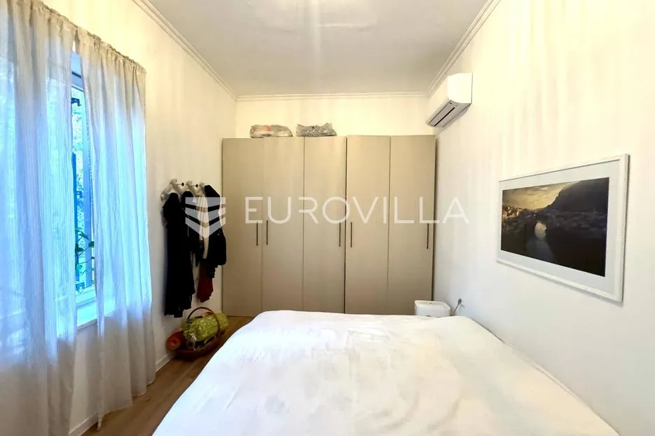 istra, pula, predivan renovirani austrougarski stan na traženoj lokaciji - slika 14