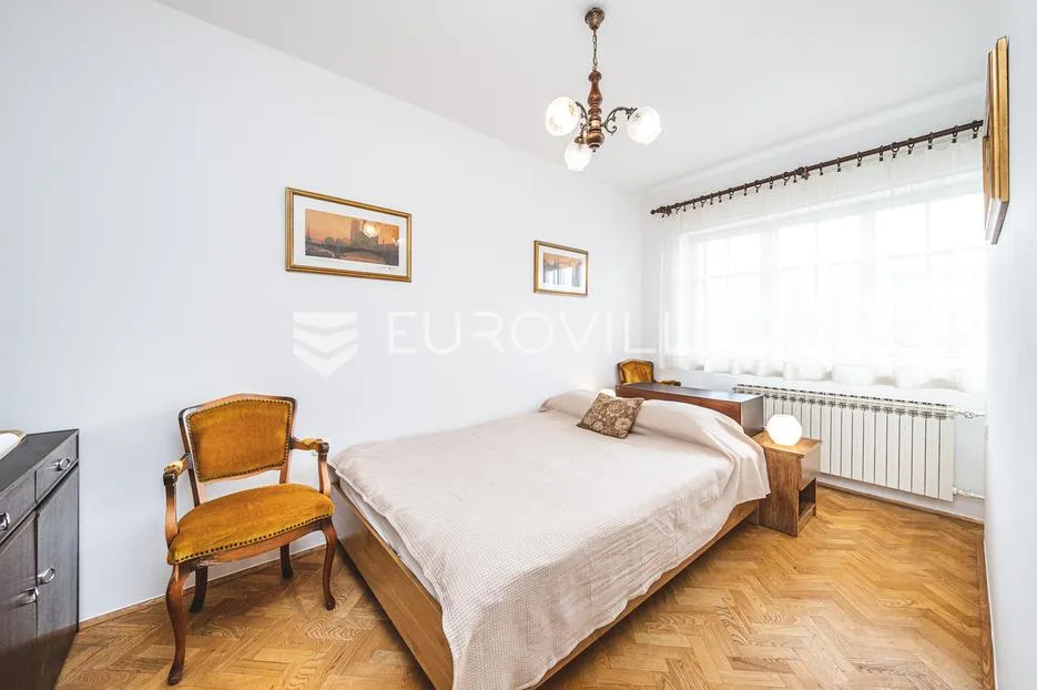 zagreb, mlinovi, odlična kuća u nizu s vrtom, garaža - slika 26