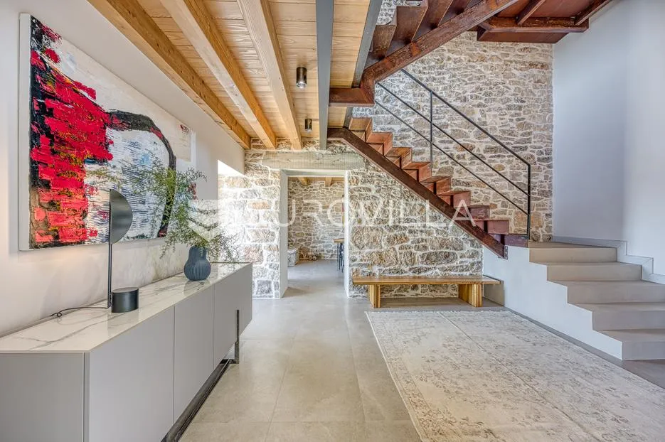istra, labin, šumber, unikatna samostojeća villa na velikoj okućnici s pogledom - slika 16