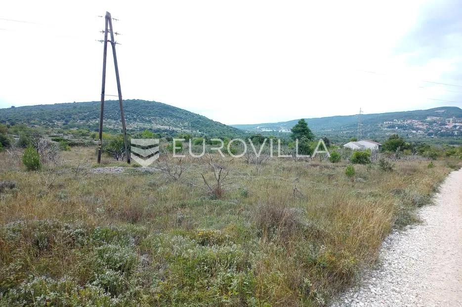 brač, donji humac, zemljište u gospodarskoj zoni - slika 3