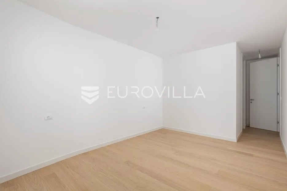 opatija, centar, atraktivan višesoban stan u novogradnji s 4 parkirna mjesta nkp 254 m2 - slika 21