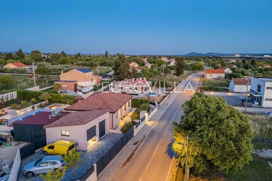 zadar, smoković, moderna villa sa bazenom, novogradnja - slika 21