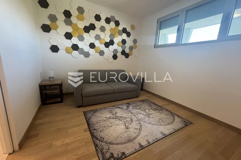 istra, rovinj, moderan stan s dvije spavaće sobe 101 m², vrtom i ograđenim parkirnim mjestom - slika 14