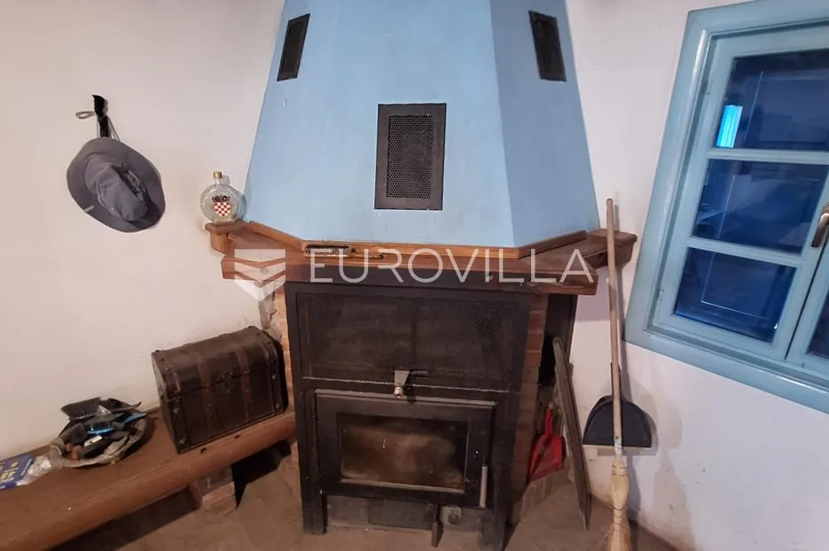 barilovići, perjasica, 2 drvene kuće 350 m² s pomćnom zgradom na mirnoj lokaciji - slika 11