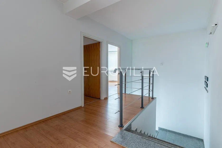 požega, mesnička, moderni poslovni uredi 180 m² - slika 4