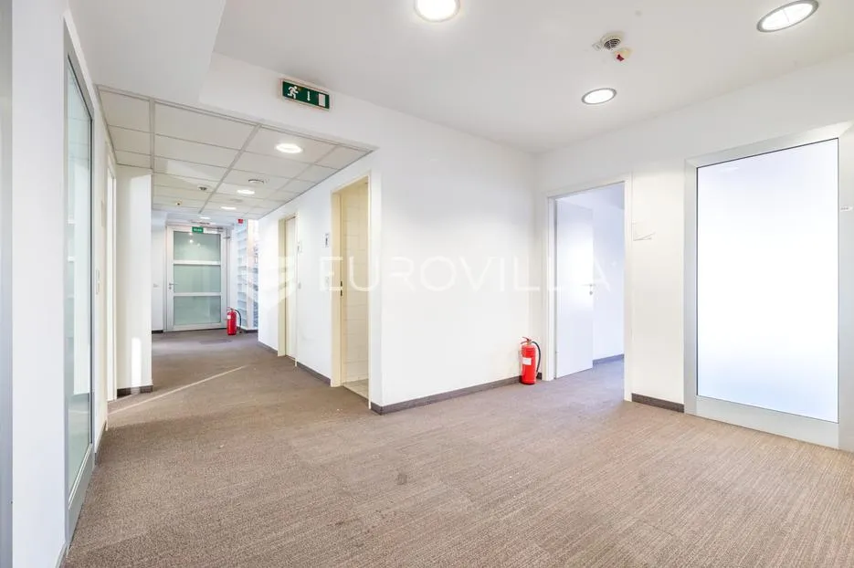 zagreb, donji grad, poslovni prostor uredske namjene 337 m2 - slika 6
